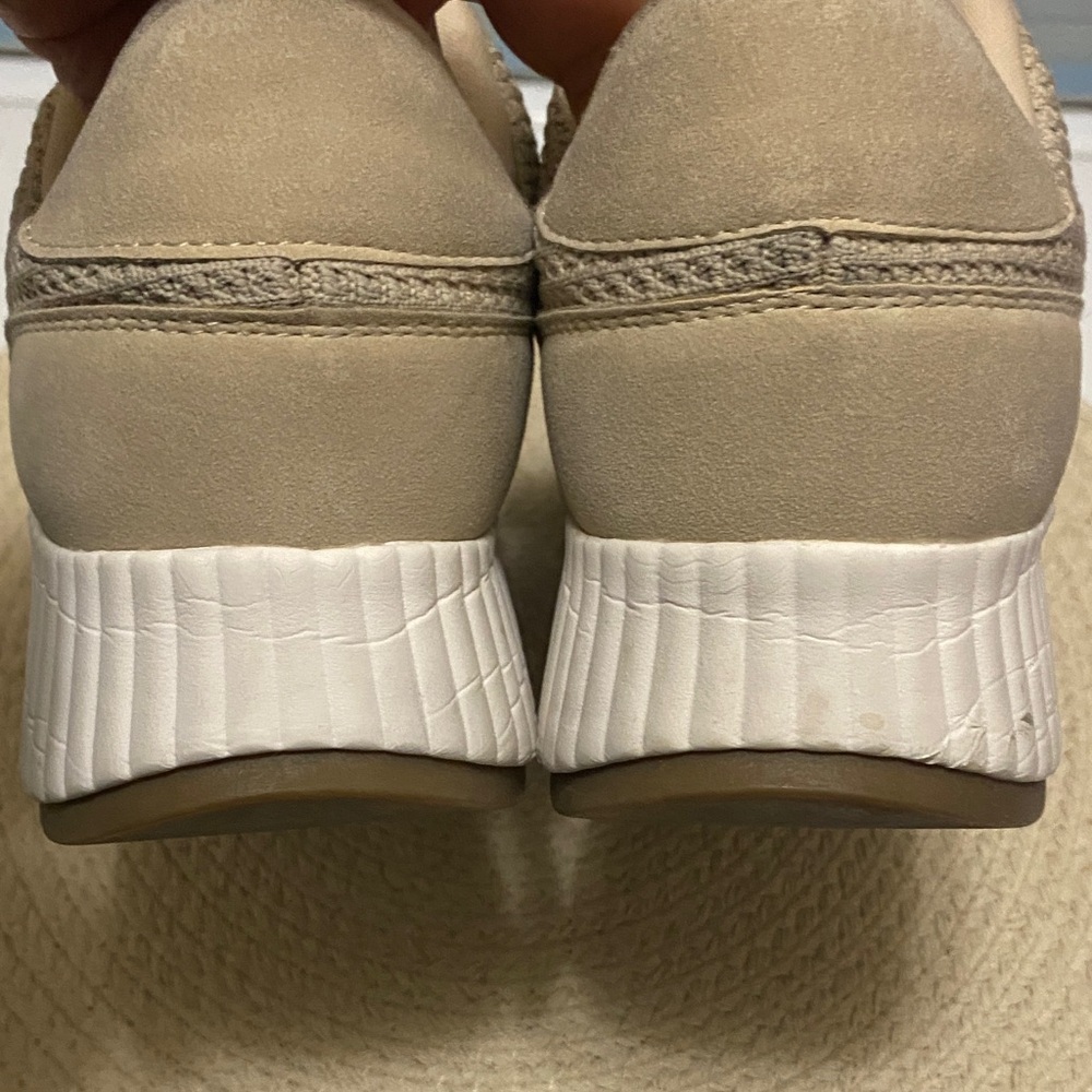Steve Madden Women’s Neutral Beige Knit Lace-Up Sneakers size 9 - Picture 7 of 14